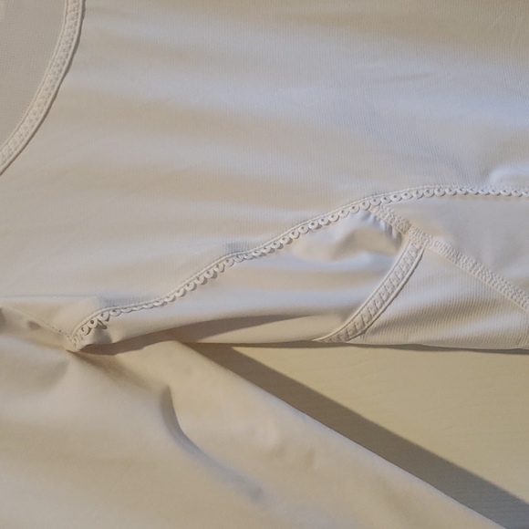 Stella McCartney adidas white shirt - Picture 3 of 9